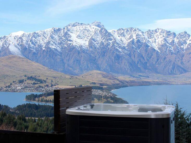 Queenstown Holiday Home With Spas