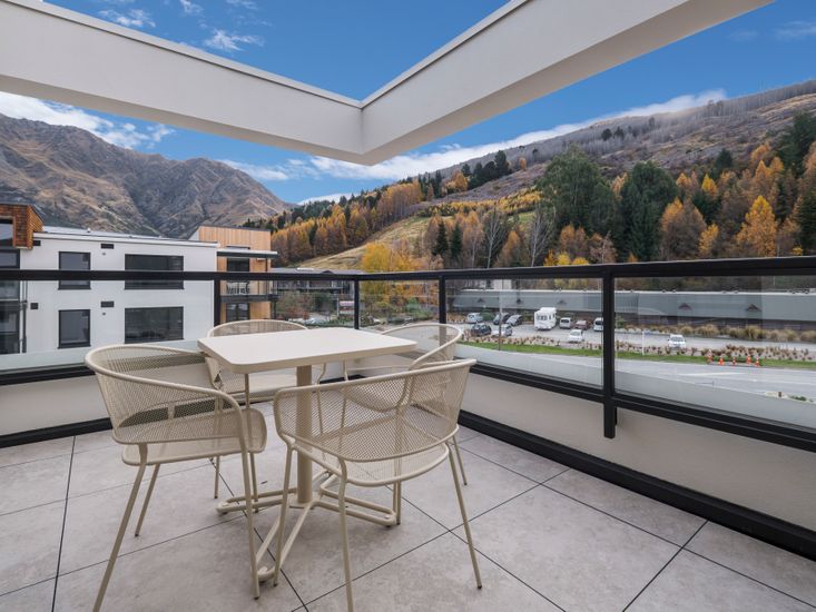 Four FamilyFriendly Apartments in Arthurs Point, Queenstown Bachcare