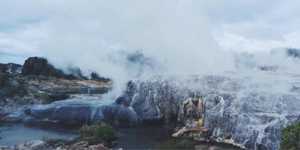 2. Rotorua- Rejuvenate your skin at Hell’s Gate geothermal reserve and mud spa. - Things to do in the North Island